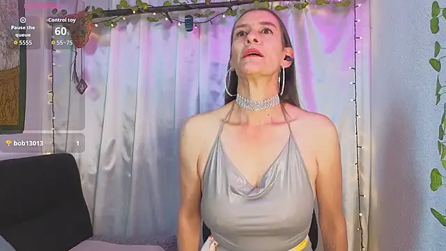 LeanaMaturee online show from 03.26.26