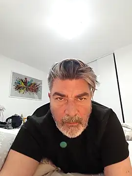 Snapshot of eruzam59000 chatting on 02.24.26 eruzam59000 online show from 02.24.26