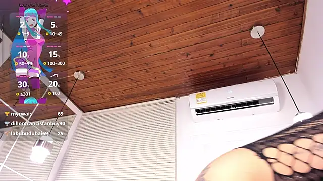 Snapshot of HannaMin chatting on 03.30.26 HannaMin online show from 03.30.26