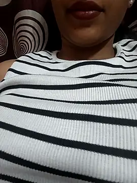 Sakshiverma online show from 04.14.26