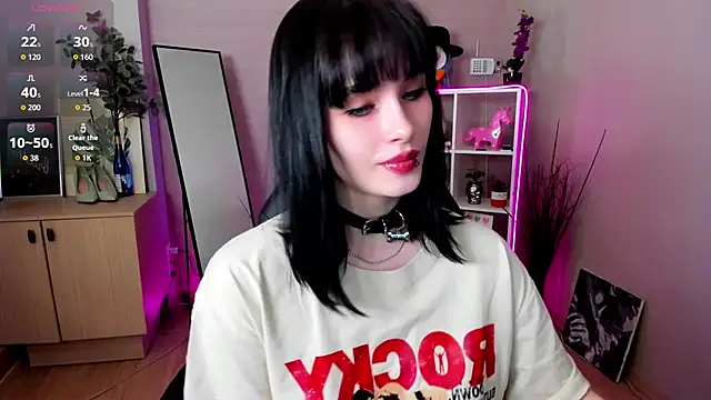 Snapshot of demetra__ chatting on 03.28.26 demetra online show from 03.28.26