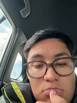 Snapshot of enzo_13 chatting on 02.21.26 enzo 13 online show from 02.21.26