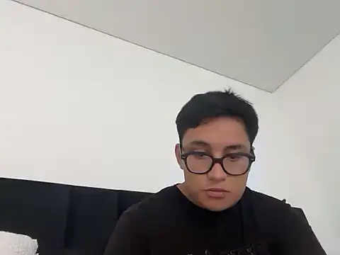 Snapshot of enzo_13 chatting on 02.23.26 enzo 13 online show from 02.23.26