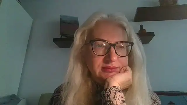 Snapshot of _Llinna_me chatting on 02.23.26 Llinna me online show from 02.23.26