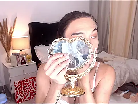 Snapshot of YzaHellsex chatting on 03.06.26 YzaHellsex online show from 03.06.26
