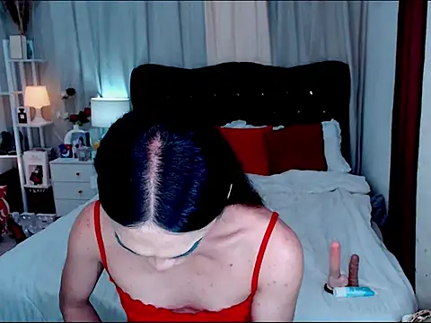 Snapshot of YzaHellsex chatting on 03.24.26 YzaHellsex online show from 03.24.26