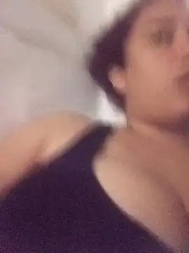 Ellem 05 online show from 04.25.26