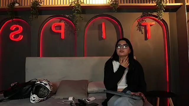 Snapshot of mekari_fox chatting on 06.02.26 mekari fox online show from 06.02.26