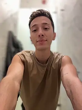 Thiago Jones1 online show from 03.04.26