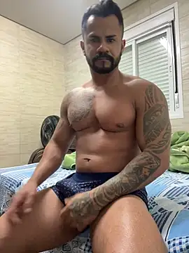 morenotatudo18cm online show from 02.27.26