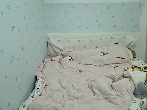 Snapshot of lilabeauty chatting on 03.15.26 lilabeauty online show from 03.15.26