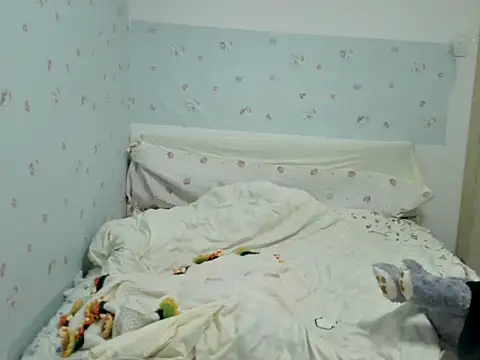 Snapshot of lilabeauty chatting on 03.20.26 lilabeauty online show from 03.20.26