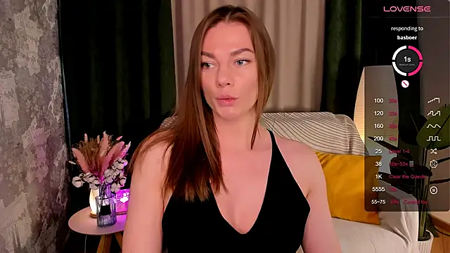 ParisJackson online show from 04.11.26