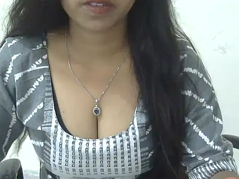 Snapshot of cute_momo_love chatting on 07.05.26 cute momo love online show from 07.05.26