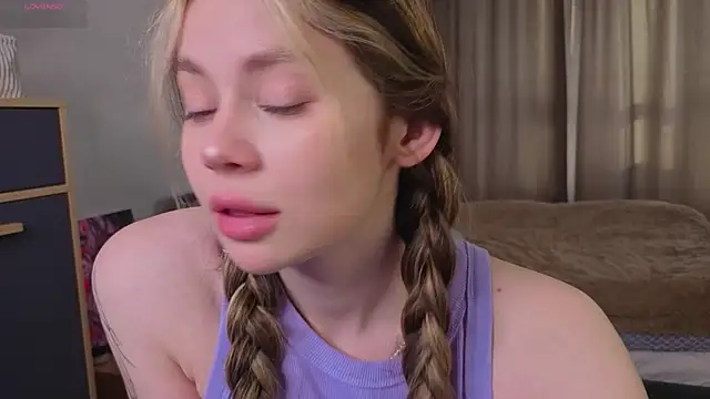 Dipamelly online show from 04.05.26