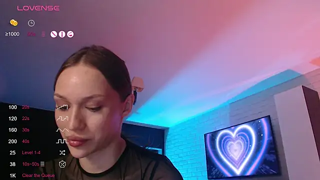 Snapshot of Jade_Amore chatting on 04.12.26 Jade Amore online show from 04.12.26