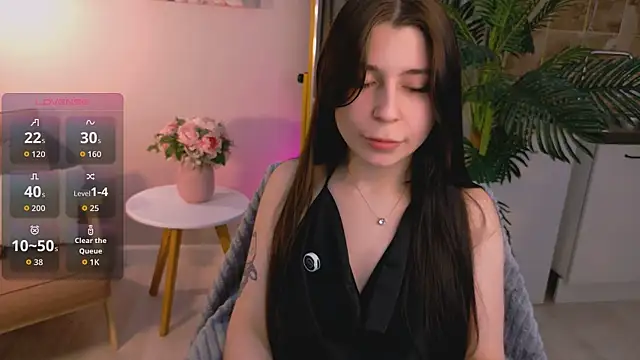 Snapshot of Valery_Ohara_ chatting on 03.01.26 Valery Ohara online show from 03.01.26