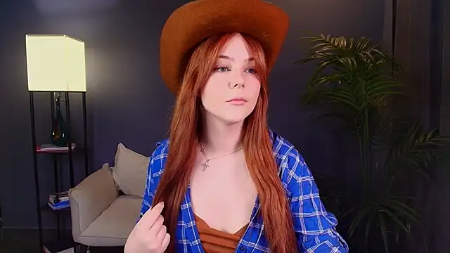Elle Funning online show from 05.14.26