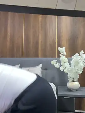 Snapshot of Tiffanyy_Lam chatting on 02.24.26 Tiffanyy Lam online show from 02.24.26