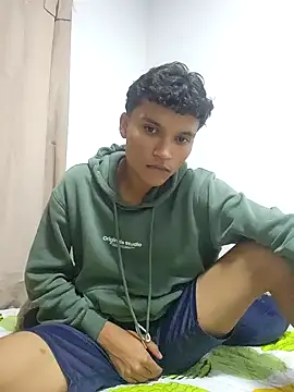 Snapshot of Julikid1 chatting on 02.25.26 Julikid1 online show from 02.25.26