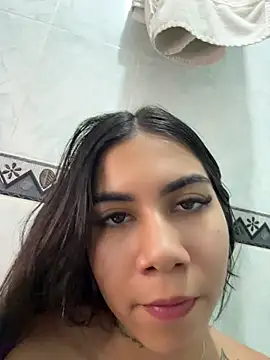Snapshot of Pamela23x chatting on 05.13.26 Pamela23x online show from 05.13.26