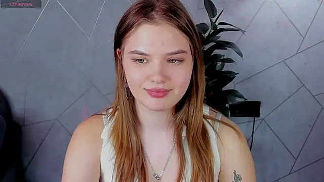 Saraa Broown online show from 03.02.26