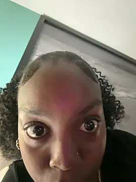 Prettychocolatee online show from 02.23.26