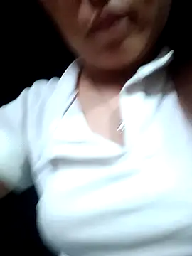 Yuka7700 online show from 04.17.26