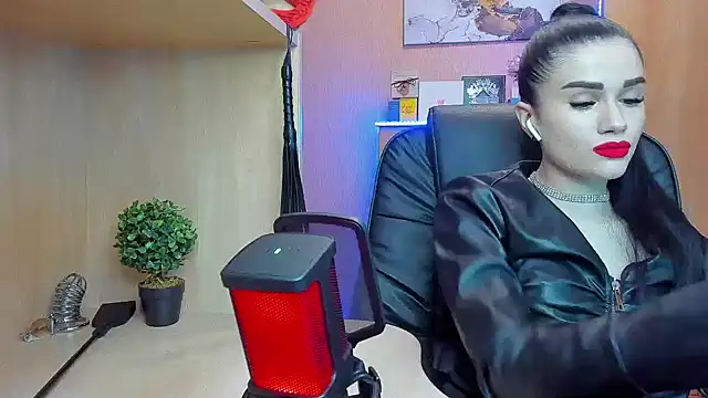 KristiTopxx online show from 01.26.25