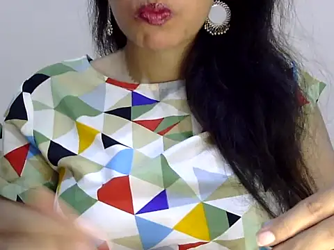 Neha Sharma2 online show from 04.15.26