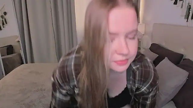 Arya Thomas online show from 03.31.26