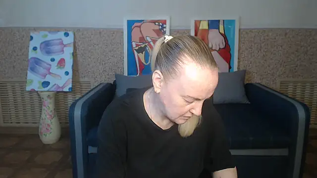 Snapshot of Bella_soulmate chatting on 06.29.26 Bella soulmate online show from 06.29.26
