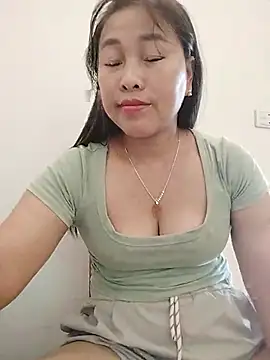 Snapshot of 01_ANNA_01 chatting on 06.16.26 01 ANNA 01 online show from 06.16.26