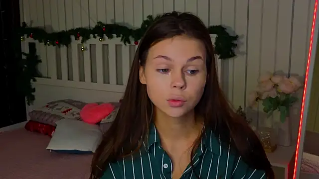 EarthaLevra online show from 03.08.26