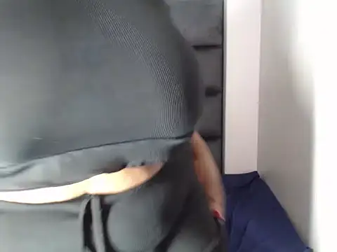 Snapshot of Ldidii chatting on 03.06.26 Ldidii online show from 03.06.26