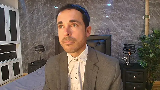Snapshot of Adams_Sanz chatting on 05.27.26 Adams Sanz online show from 05.27.26