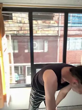 Snapshot of The_Conquer chatting on 03.01.26 The Conquer online show from 03.01.26