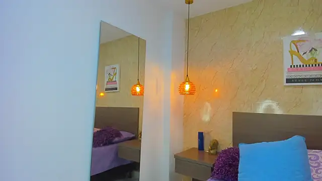 Snapshot of Miia03 chatting on 05.06.26 Miia03 online show from 05.06.26