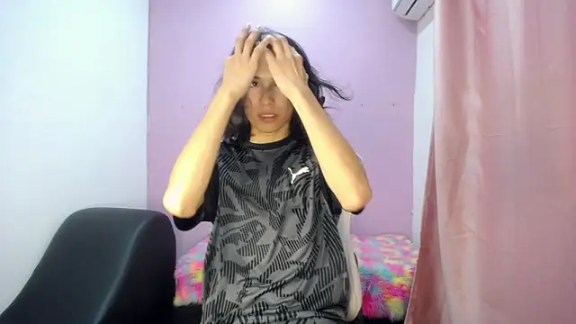 Larry craft online show from 04.02.26