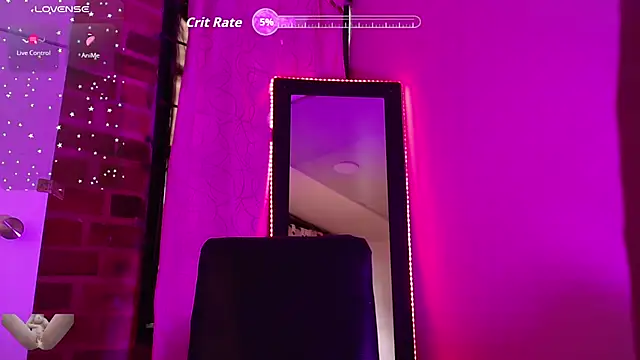 Snapshot of MikaRossi chatting on 02.25.26 MikaRossi online show from 02.25.26