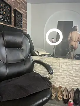 Snapshot of kendra_leroy chatting on 03.14.26 kendra leroy online show from 03.14.26