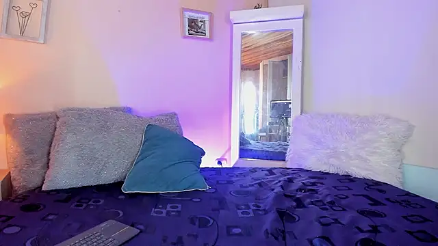 Exotic girl28 online show from 03.10.26