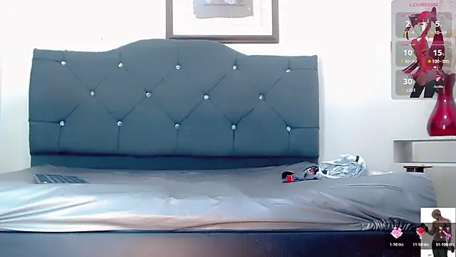 Emma Boms online show from 03.15.26