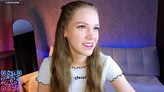 Snapshot of melee_eva chatting on 04.07.26 melee eva online show from 04.07.26