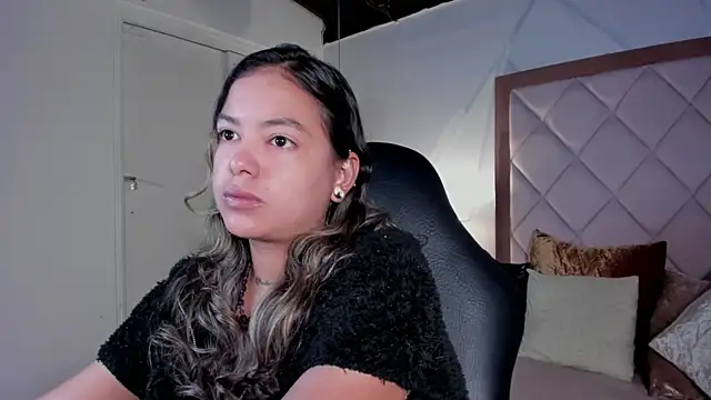 dulce lyraa1 online show from 04.17.26