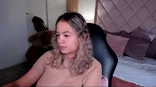 Snapshot of dulce_lyraa1 chatting on 07.22.26 dulce lyraa1 online show from 07.22.26