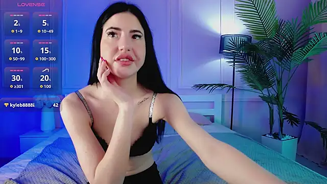 EmilyRamsey online show from 04.16.26