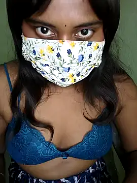 MISS MADHURIBABY online show from 04.13.26