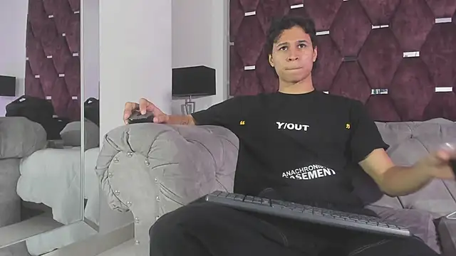 TonyBenedetti online show from 07.10.26