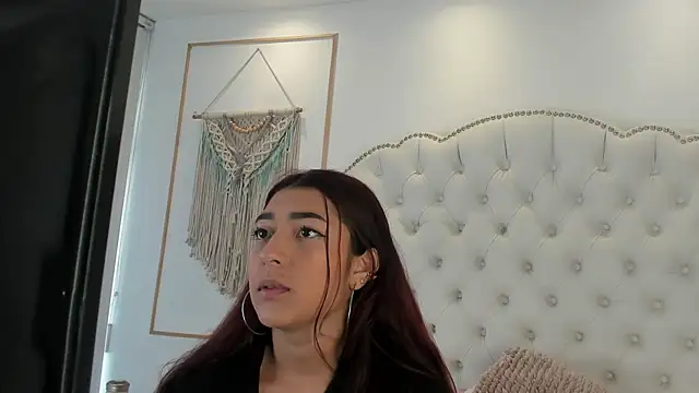 Snapshot of Sara_funy chatting on 05.22.26 Sara funy online show from 05.22.26